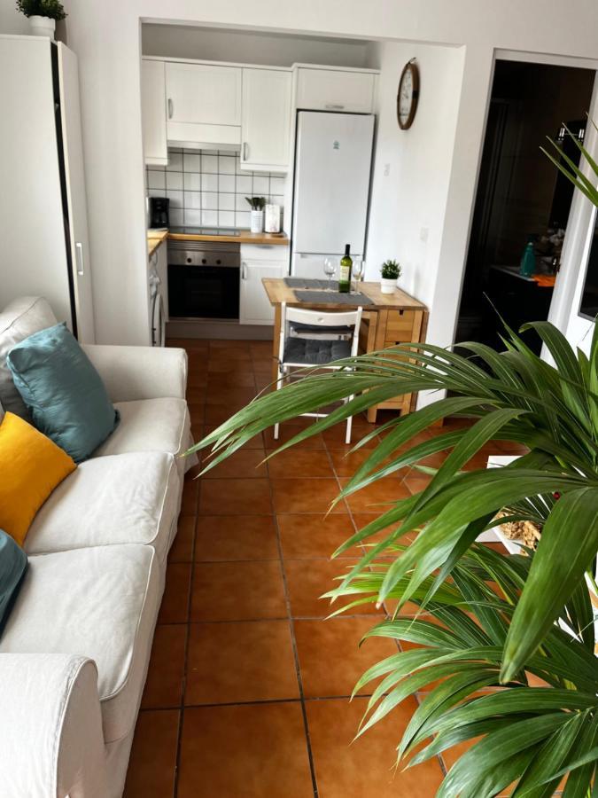 2 Bedroom Apartments Los Cristianos Beach Tenerife Tamaragua Арона Экстерьер фото