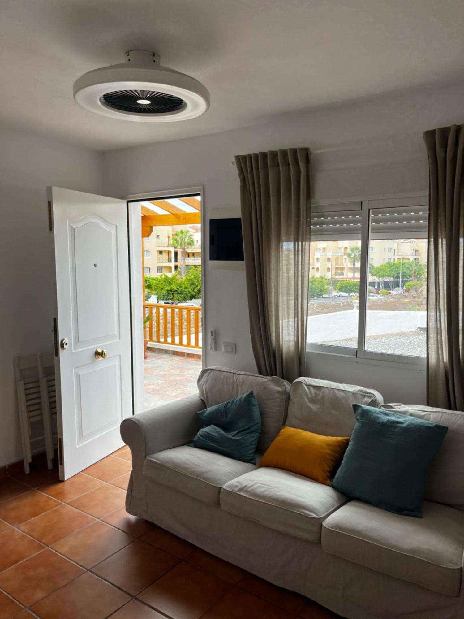 2 Bedroom Apartments Los Cristianos Beach Tenerife Tamaragua Арона Экстерьер фото